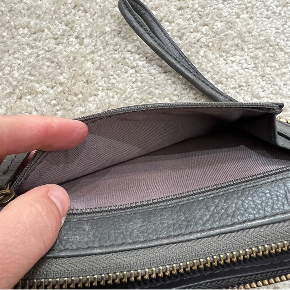 Fossil Leather Wallet Wristlet Geometric Multicolor Folding, Preowned condition - Picture 16 of 16